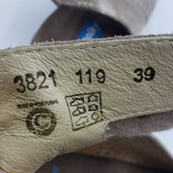 Wolky Ankle Strap Sandals 39 Womens Low Wedge Metallic Gold - Picture 8 of 9